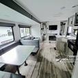 Used 2023 Dutchmen RV Coleman Lantern Series 295QBWE thumbnail image 8
