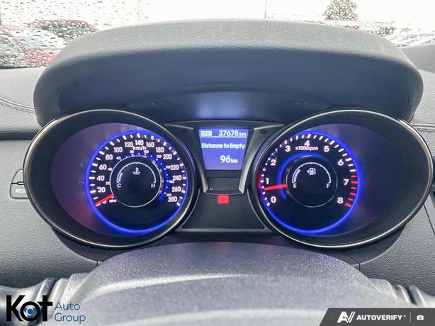 2015 Hyundai Genesis Coupe R-Spec MANUAL TRANSMISSION! 348 HORSEPOWER! BLUETOOTH image 8