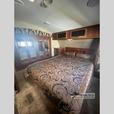 Used 2014 Keystone RV Cougar Half-Ton Series 279RKSWE thumbnail image 7