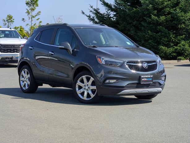 2017 Buick Encore Essence - Sunroof, Heated Seats, Leather image 4