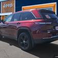 2022 Jeep Grand Cherokee Limited 4x4 | Remote Start | Heated Seats! thumbnail image 4