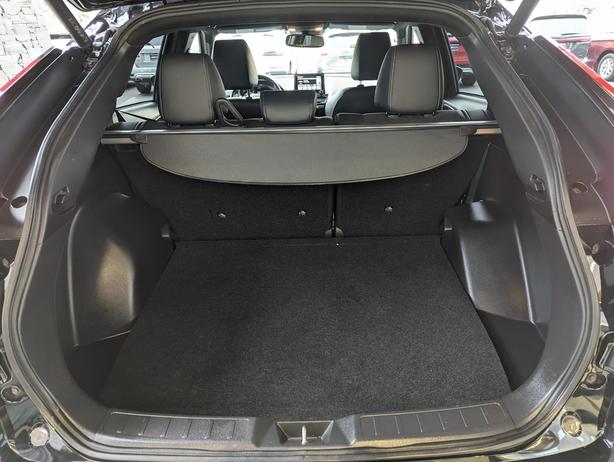 2024 Mitsubishi Eclipse Cross SEL - Heated Seats, 4x4, Heads Up Display image 8