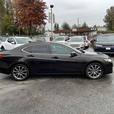 2017 Acura TLX thumbnail image 4