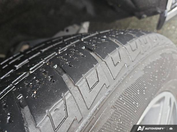 2023 Ford Expedition Limited Max 4x4 | No Reported Accidents! image 7