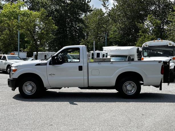 2012 Ford F-250 XL Regular Cab 2WD Diesel with Power Tailgate image 6