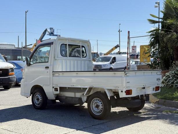 2009 Daihatsu Hijet DM 4x4 Kei Pickup Truck right Hand Drive image 7