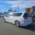 2020 Chrysler Pacifica Hybrid Limited | Remote Start | Cruise Control! thumbnail image 4