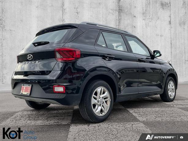 2022 Hyundai Venue Preferred image 5
