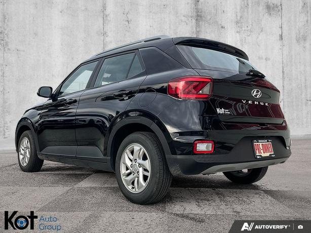 2022 Hyundai Venue Preferred image 7