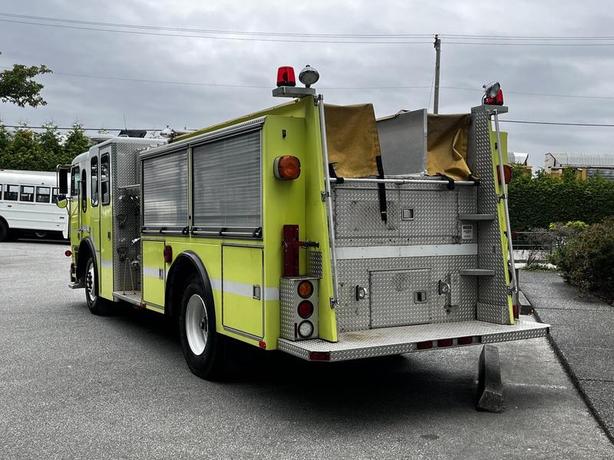 1995 Freightliner FL086 M2 106 Cummins Pumper Fire Truck image 8
