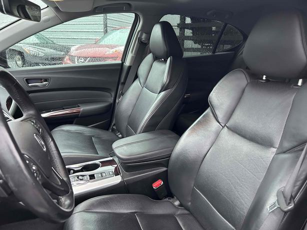 2017 Acura TLX image 6