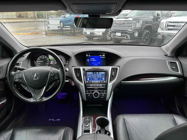2017 Acura TLX image 7