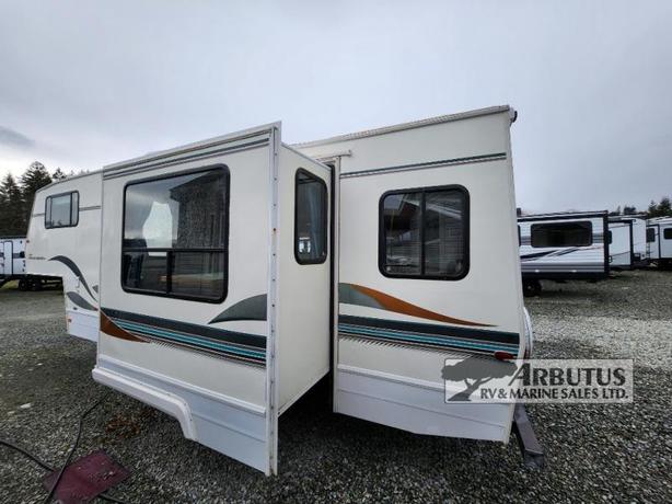 Used 1999 Travelaire TW 250 image 4