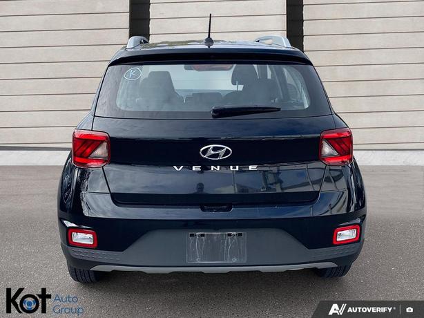 2023 Hyundai Venue Preferred BACKUP CAMERA! BLUETOOTH APPLE CARPLAY! LANE KEEPIN image 5