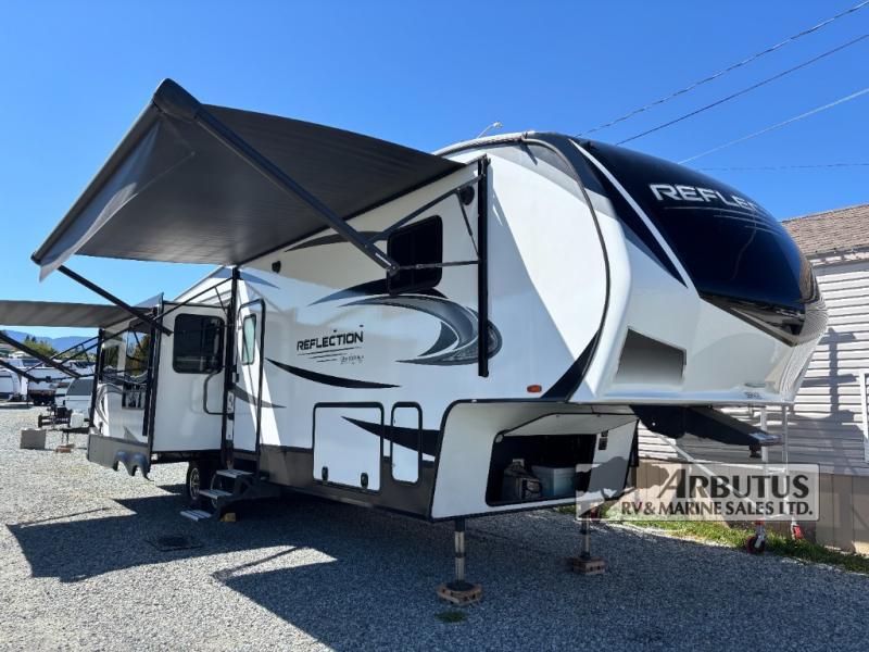 Used 2021 Grand Design Reflection 337RLS display photo