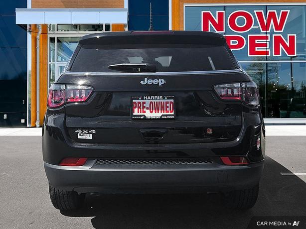 2024 Jeep Compass Sport 4x4 | Low Km's | One Owner | No Reported Accidents! image 5
