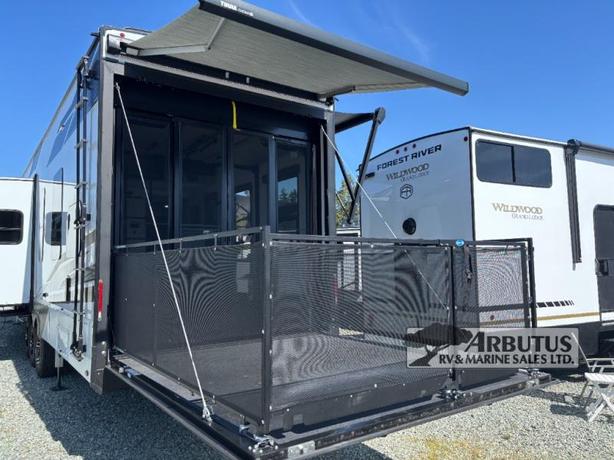 Used 2024 Grand Design Momentum M-Class 395MS image 7