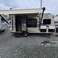 Used 2014 R-Vision Trail-Lite Crossover 189QB thumbnail image 6