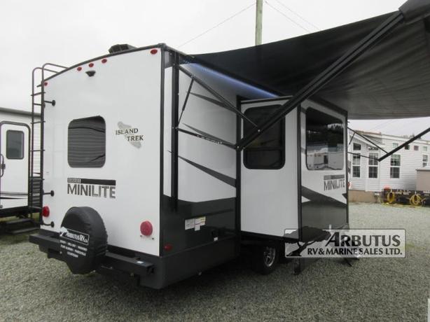 Used 2024 Forest River RV Rockwood Mini Lite 2518S image 6