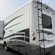 Used 2013 Newmar Bay Star Sport 3310 thumbnail image 4