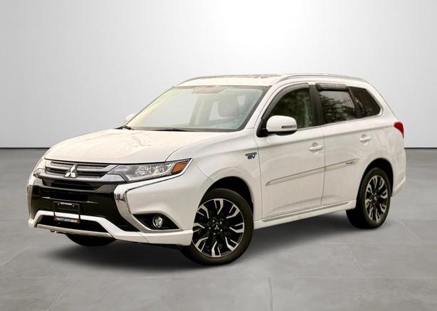 2018 Mitsubishi Outlander PHEV image 1