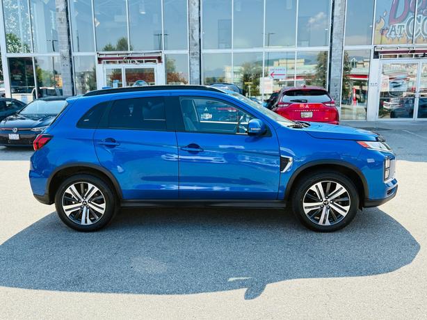 2022 Mitsubishi RVR SEL - No Accidents, One Owner, Heated Steering image 4