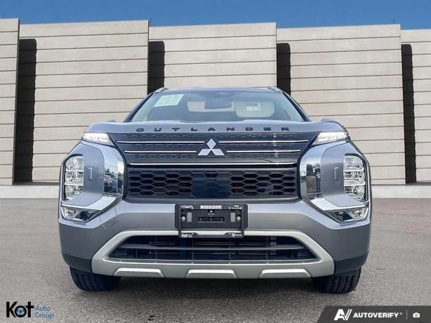 2023 MITSUBISHI OUTLANDER image 2