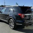 2018 Ford Explorer Platinum 4WD - Wood Panel Insert & Power Moonroof thumbnail image 8