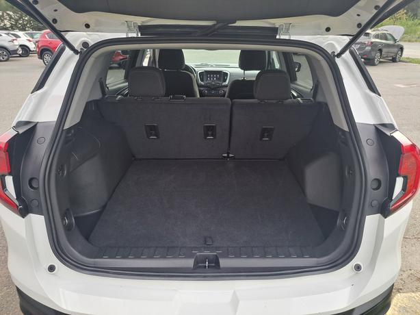 2024 GMC Terrain AWD - Heated Seats, Back-Up Camera image 8