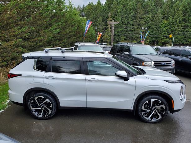 2023 Mitsubishi Outlander SEL image 5