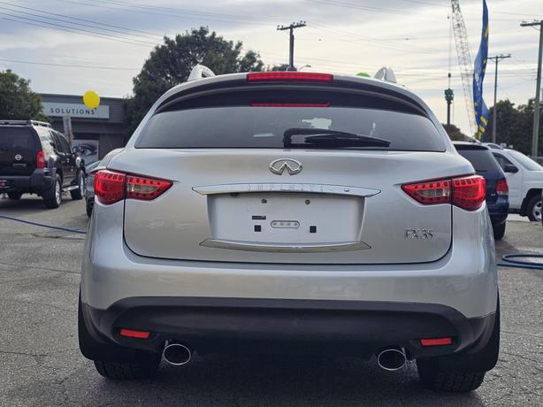 2010 Infiniti FX35 AWD 4dr image 3