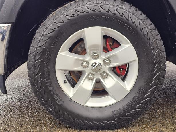 2014 RAM 1500 2WD Regular Cab 6.4 Ft Box ST image 5