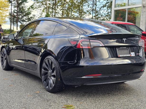 2021 Tesla Model 3 Performance AWD image 7