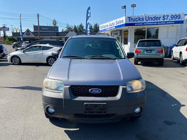 2007 Ford  Escape New Brakes Serviced XLT Sport 4x4 low k image 2