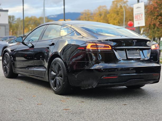 2022 Tesla Model S AWD image 7