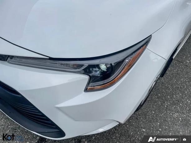 2023 TOYOTA COROLLA image 8