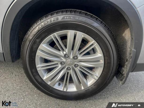 2023 MITSUBISHI OUTLANDER image 6