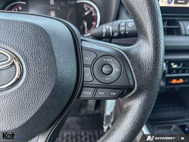 2023 Toyota RAV4 LE image 8