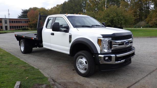 2019 Ford F-550 11 Foot Flat Deck 4WD image 1