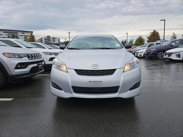 2014 Toyota Matrix | Power Steering! image 2