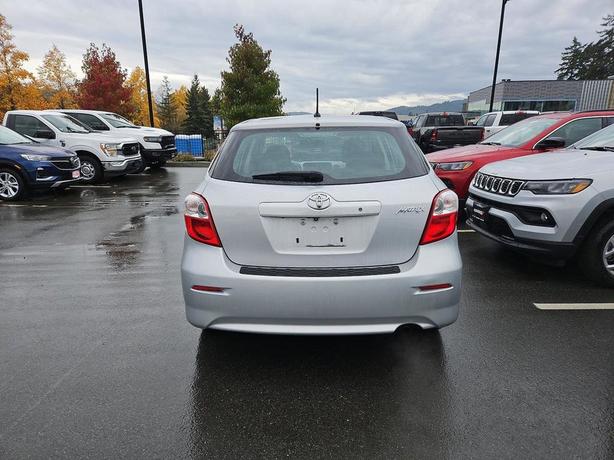 2014 Toyota Matrix | Power Steering! image 5