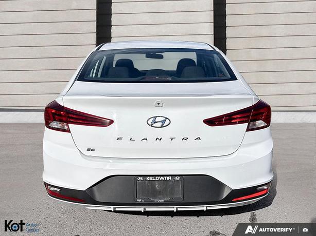 2019 Hyundai Elantra Essential image 5