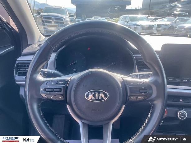 2021 Kia Rio5 LX image 6