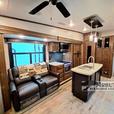 Used 2019 Jayco Eagle 317RLOK thumbnail image 6