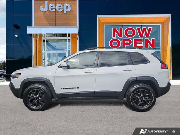 2019 Jeep Cherokee Upland 4x4 Sport Utility | Bluetooth Connectivity | One Owner image 3
