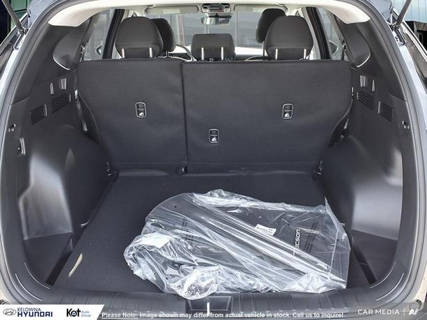 2025 Hyundai Tucson Preferred demo image 7