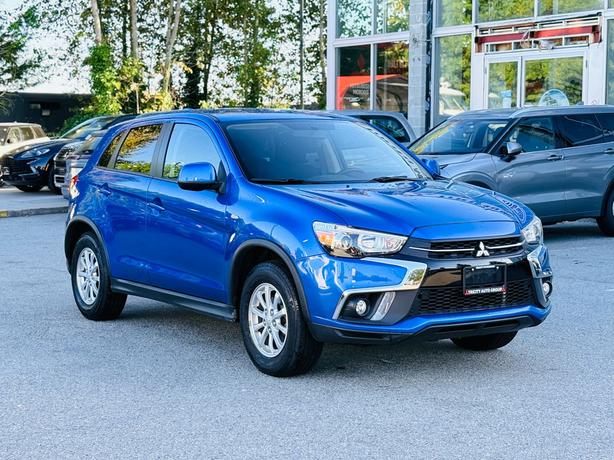 2018 Mitsubishi RVR SE AWC - Heated Seats, Apple Carplay/Android Auto image 3