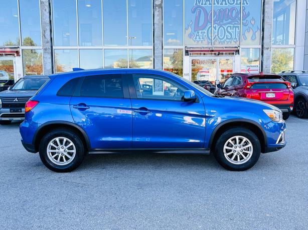 2018 Mitsubishi RVR SE AWC - Heated Seats, Apple Carplay/Android Auto image 4