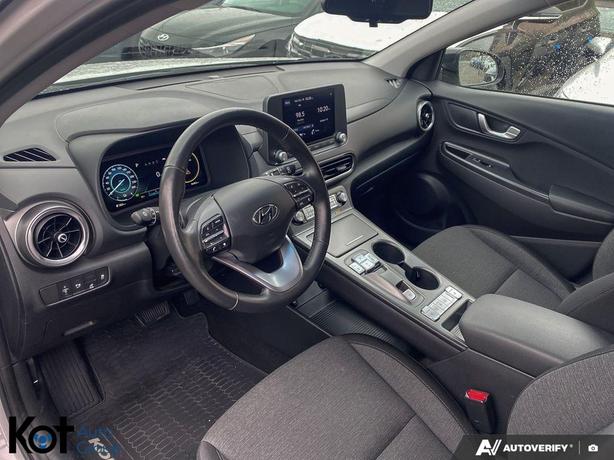 2022 Hyundai Kona Electric Preferred TOUCH-SCREEN DISPLAY! APPLE CARPLAY BLUETOO image 6
