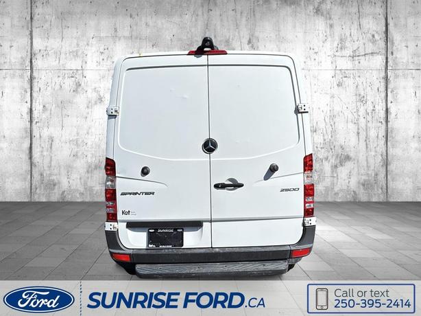 2017 Mercedes-Benz Sprinter Base image 6